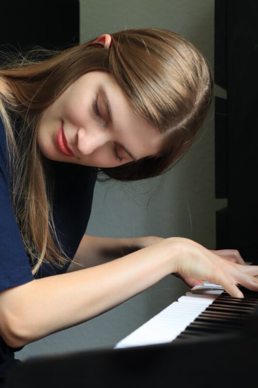 gesangsunterricht hannover linden süd
klavierunterricht hannover privat
Gesanglehrer
Klavierlehrer